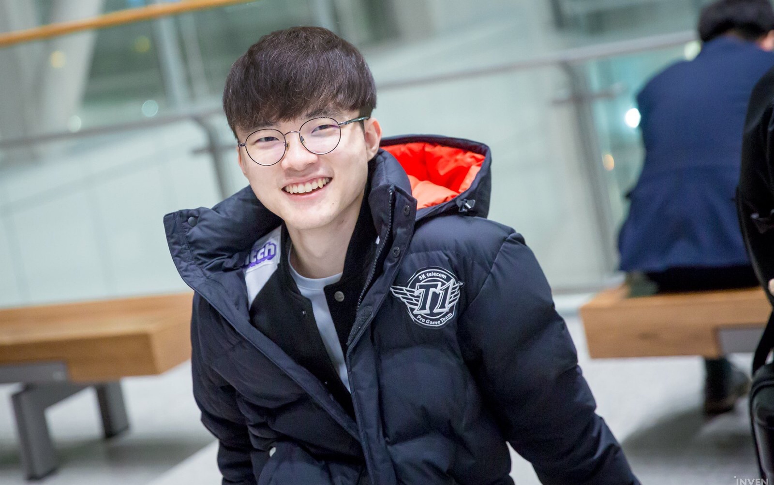 sheer ：第一次上场打LPL很紧张，赢下来很兴奋